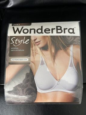 WonderBra White Style Wireless Seamless Bra